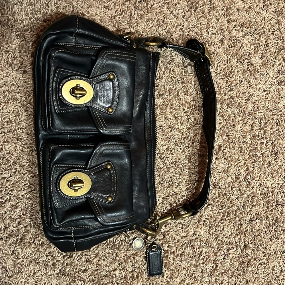 Beautiful retro coach purse in black